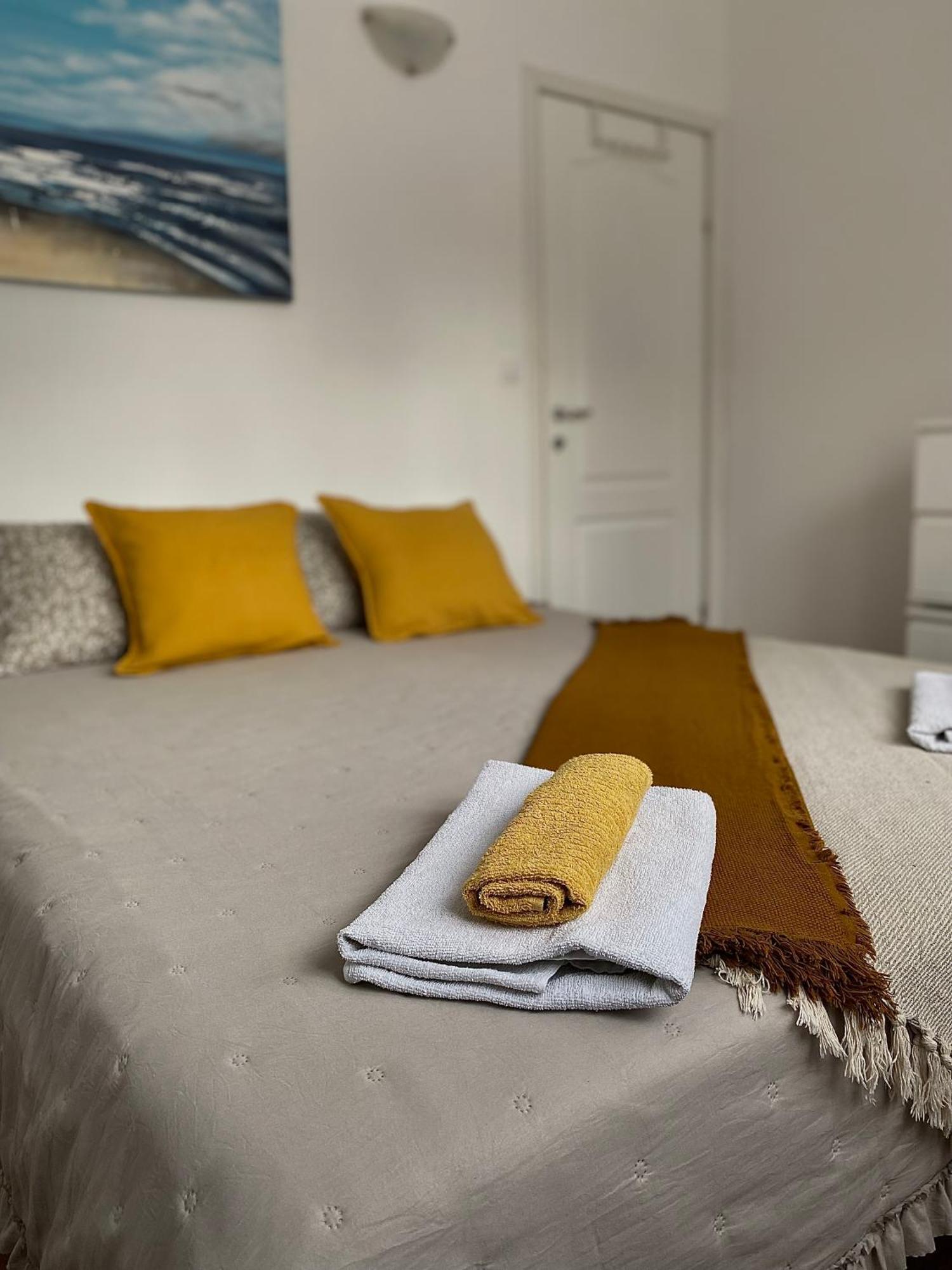 Apartman Sparky Hotell Trogir Exteriör bild